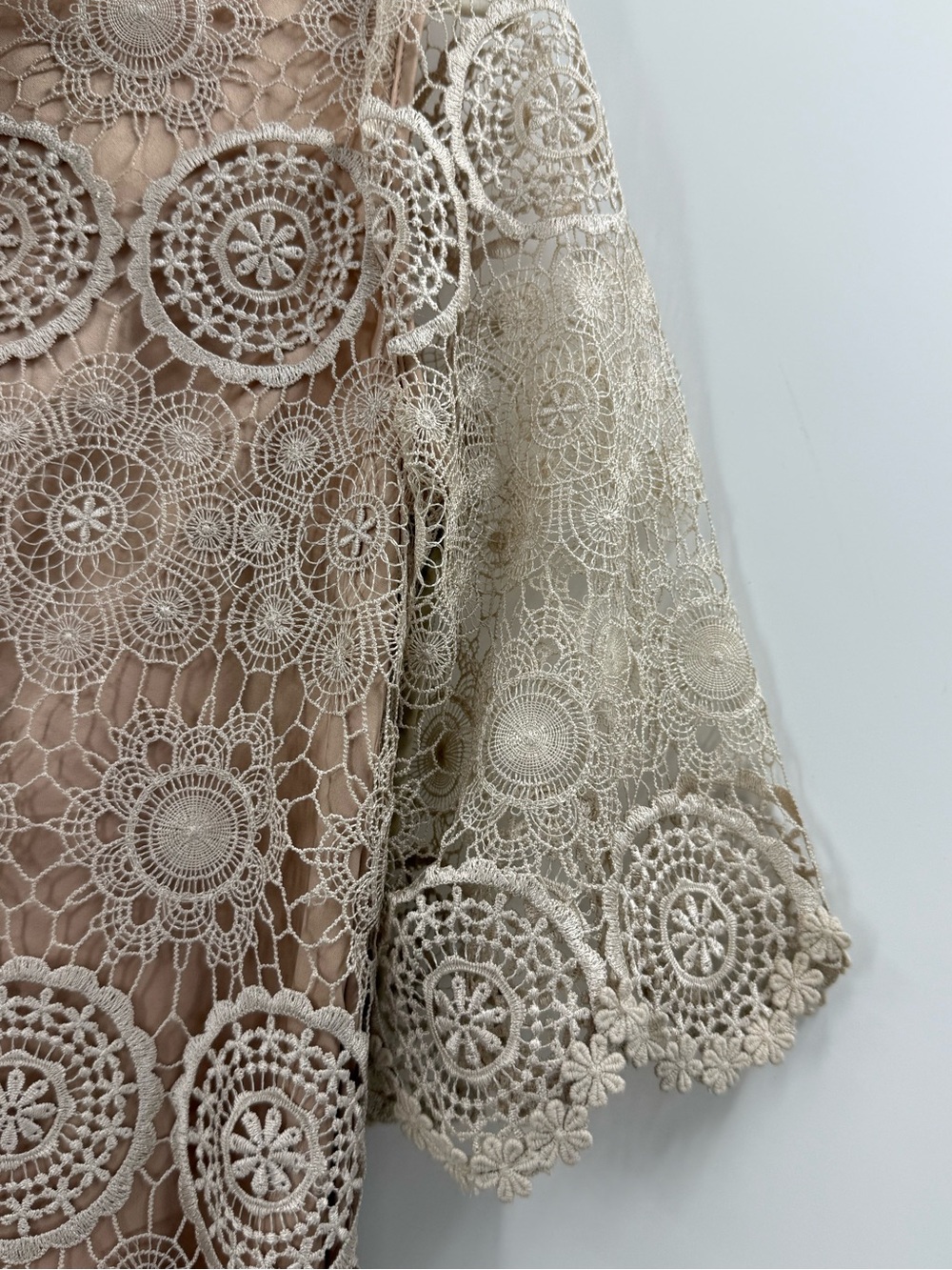 VA ET VIENT Romantic Parisian Lace Shift Dress Silk Bow Back Quiet Luxury, 10 - Picture 13 of 13